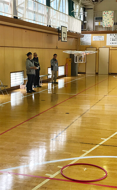 新潟湯沢校9月第2回講習体育館で練習